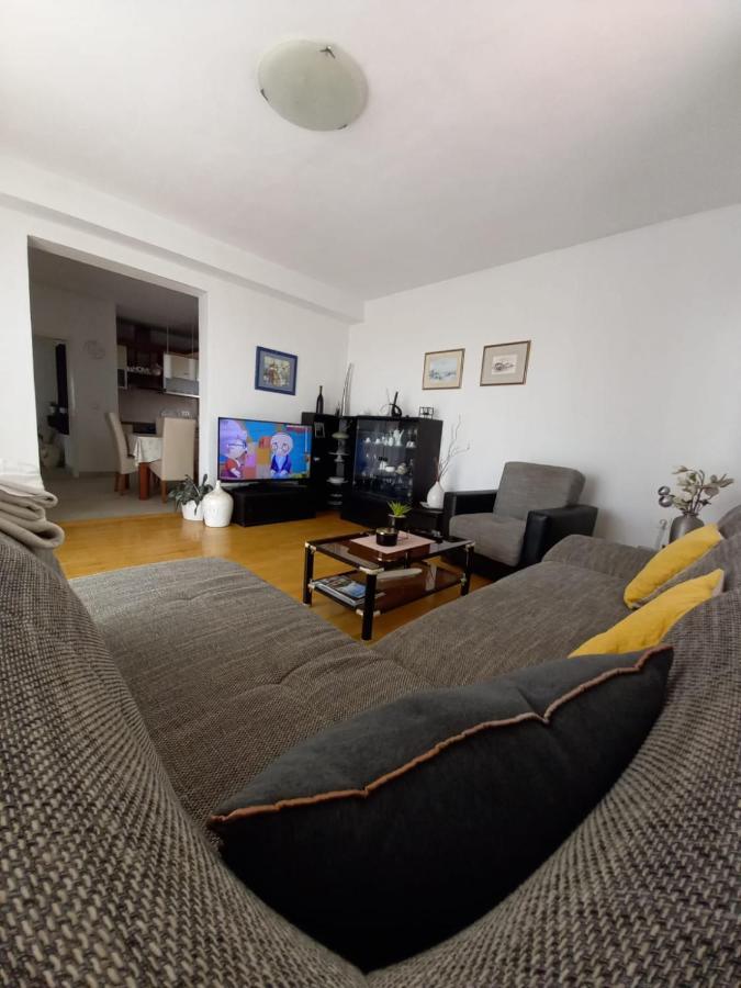 Apartman Sara Preko Bagian luar foto