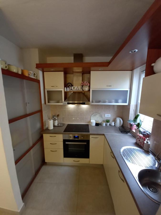 Apartman Sara Preko Bagian luar foto