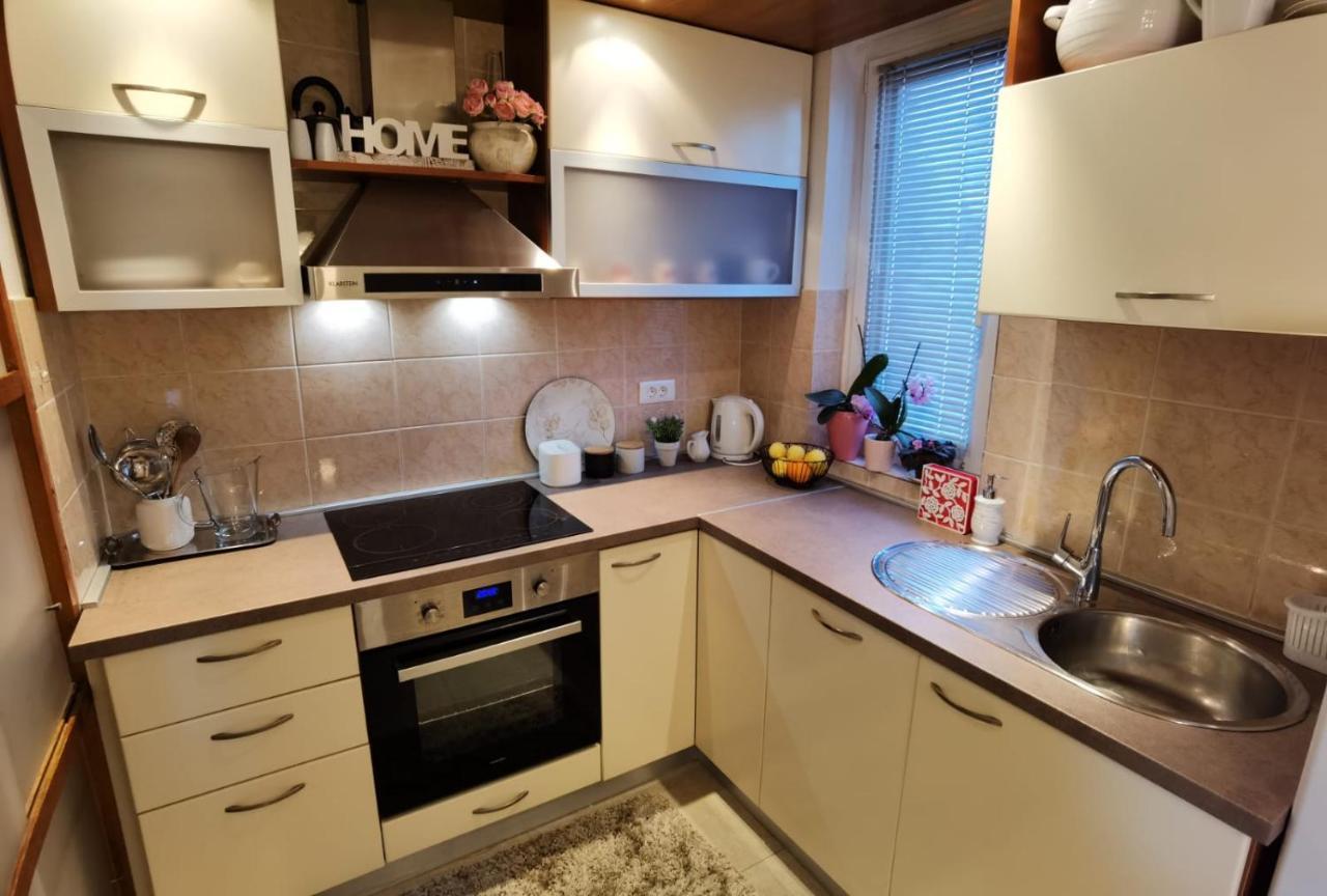 Apartman Sara Preko Bagian luar foto