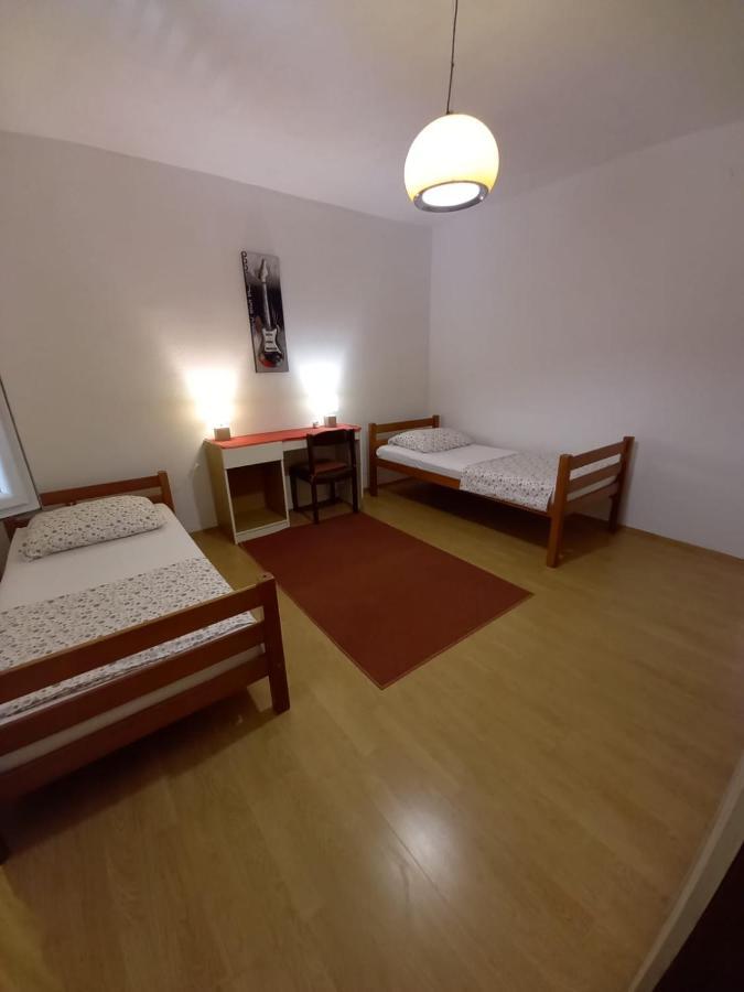 Apartman Sara Preko Bagian luar foto